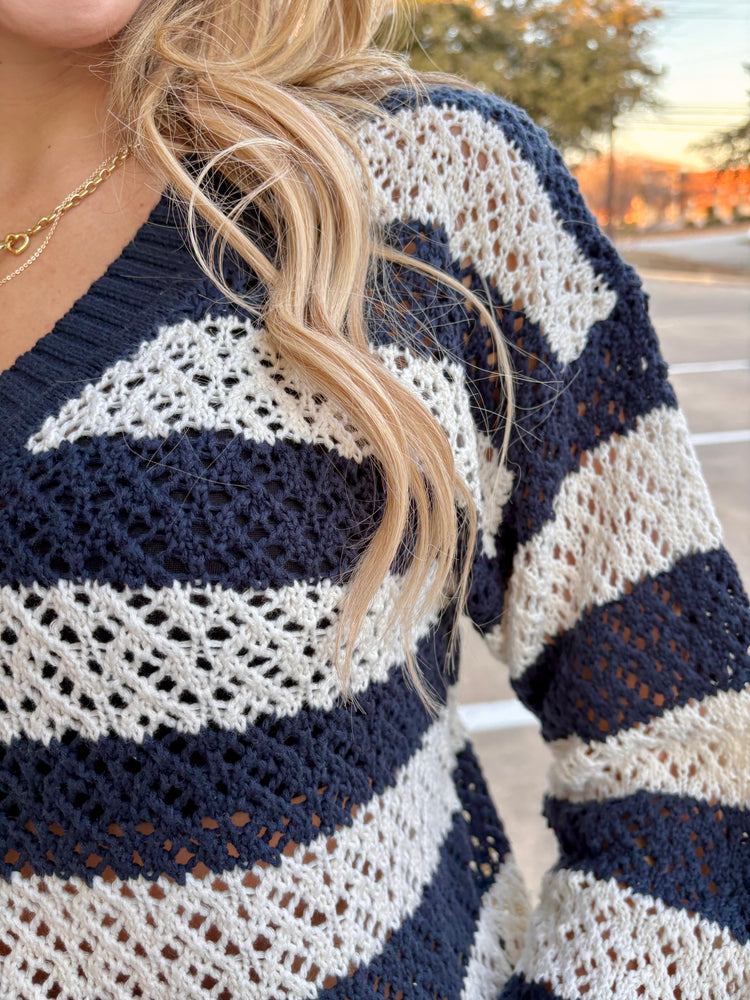 Alani Navy & Cream Sweater