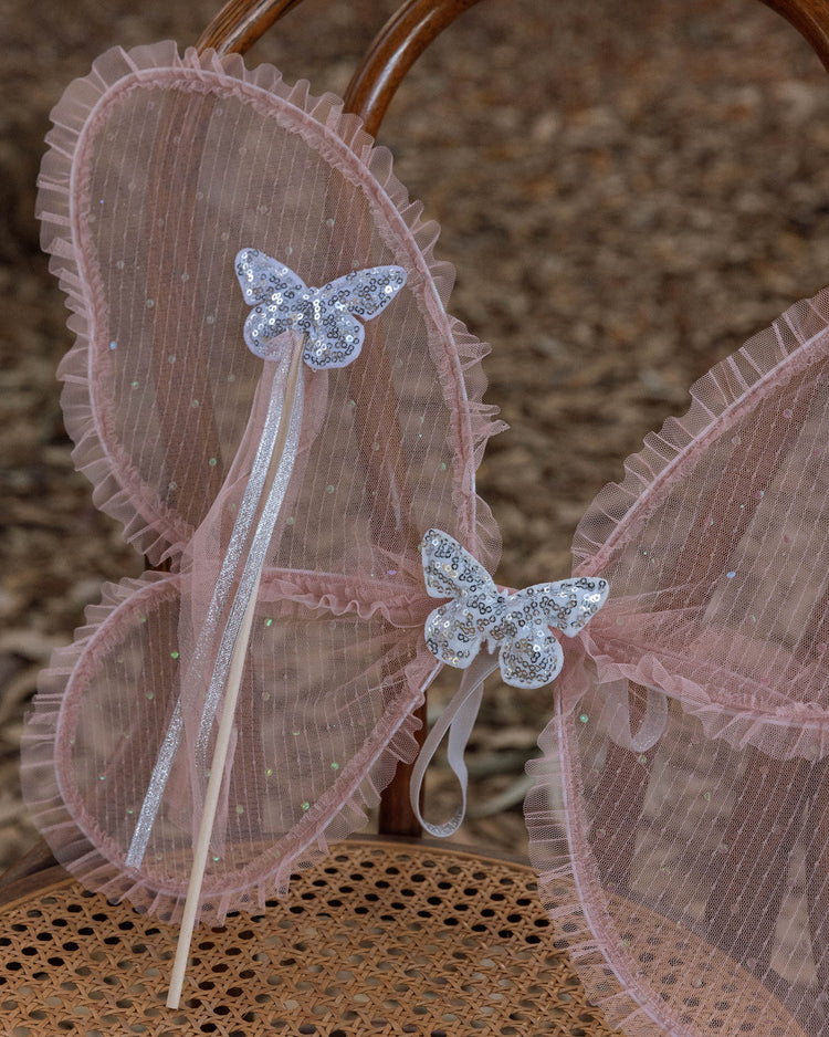 Nora Lee Wings