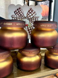 Apple Oud Tuscan Radiance Petite Candle 8oz.
