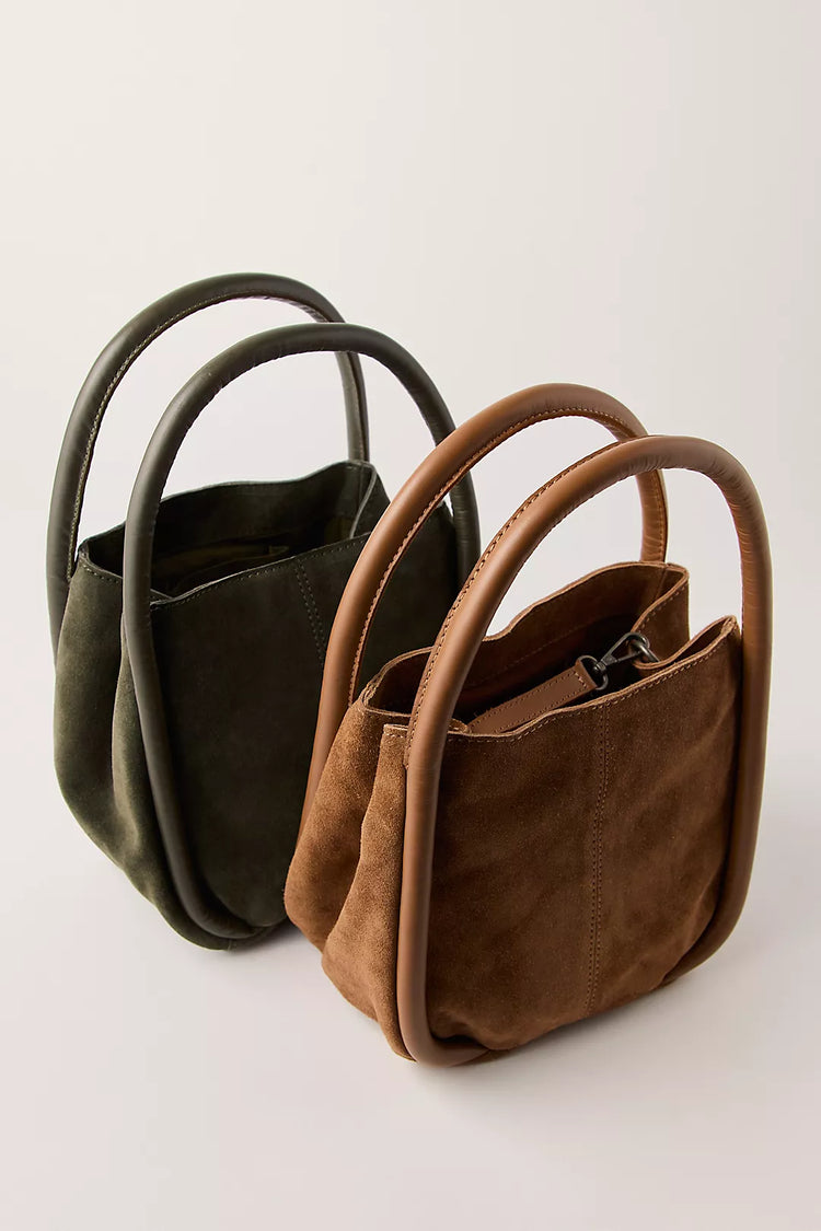 Barlow Bucket Bag