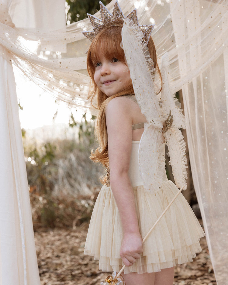 Nora Lee Wings