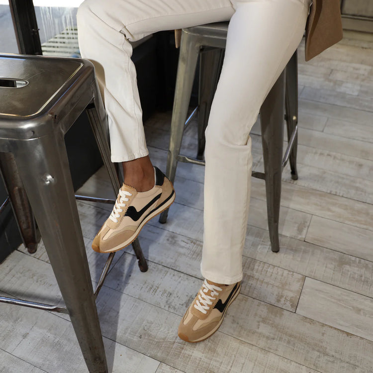 B.Ntcd Sneakers