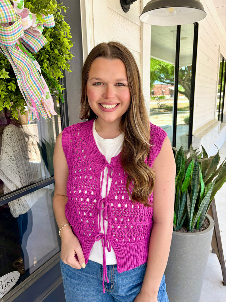 Lovely Weekend Sweater Vest