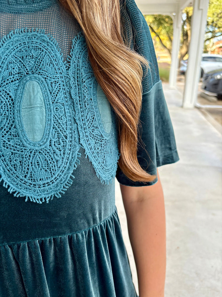 Dinner Party Chic Velvet Dress