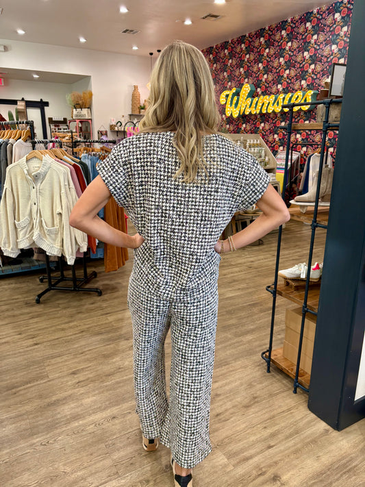 Caught Your Eye Houndstooth Top