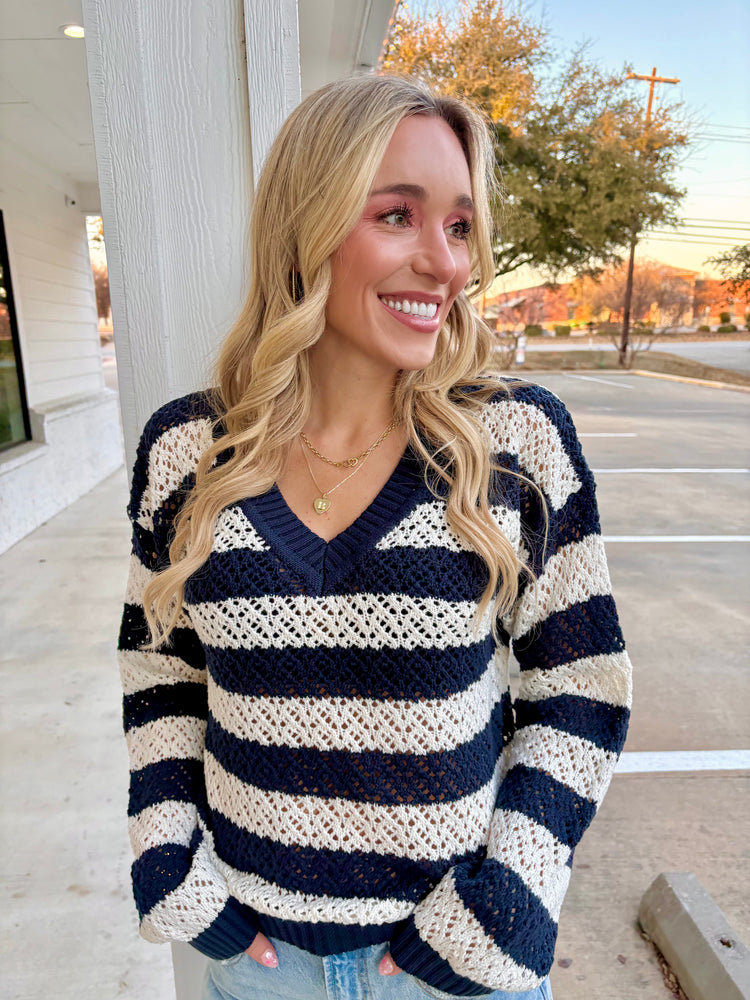 Alani Navy & Cream Sweater