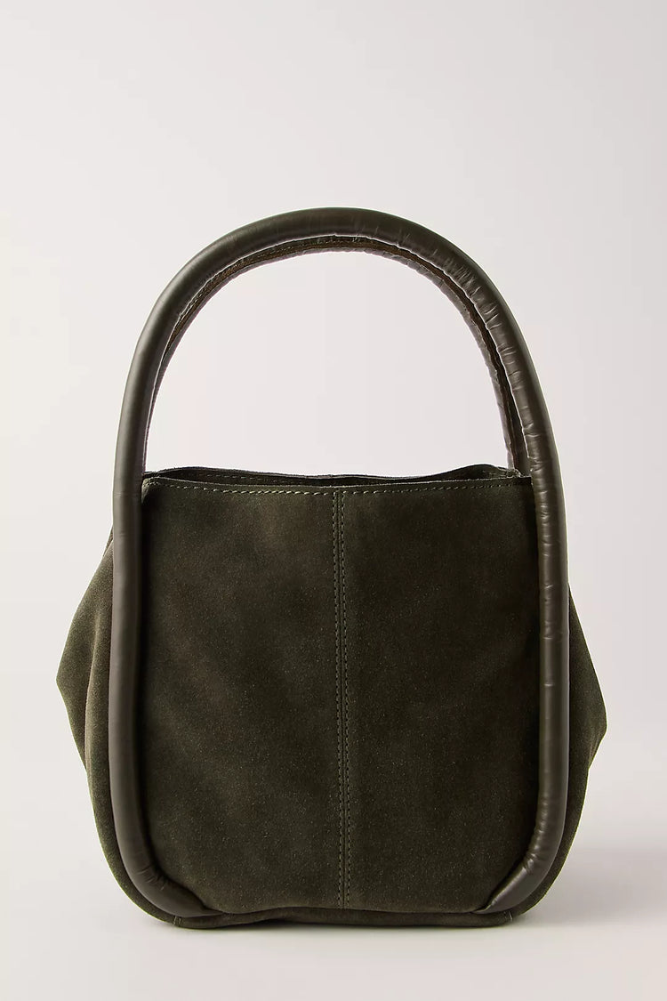 Barlow Bucket Bag